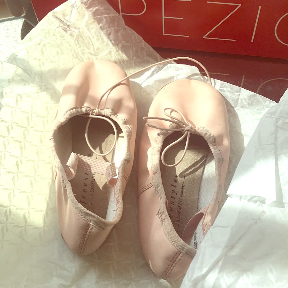 Ballet shoes